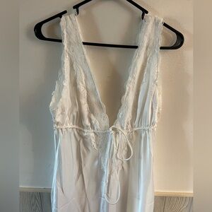 NEW Sheinbae white long floor length nightgown lace L